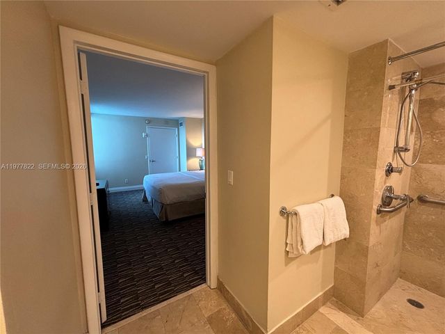 2670 E Sunrise Boulevard 302, Fort Lauderdale, FL 33304
