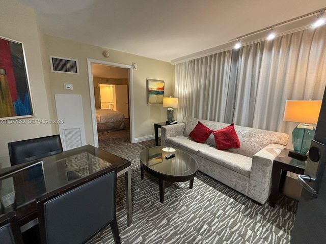 2670 E Sunrise Boulevard 302, Fort Lauderdale, FL 33304
