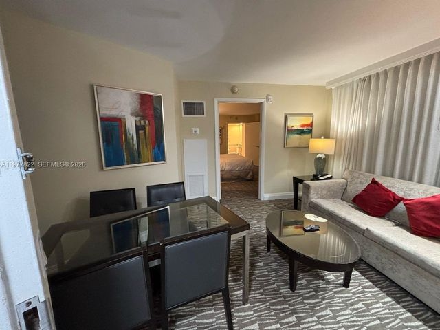 2670 E Sunrise Boulevard 302, Fort Lauderdale, FL 33304