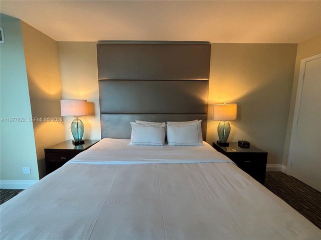 2670 E Sunrise Boulevard 302, Fort Lauderdale, FL 33304