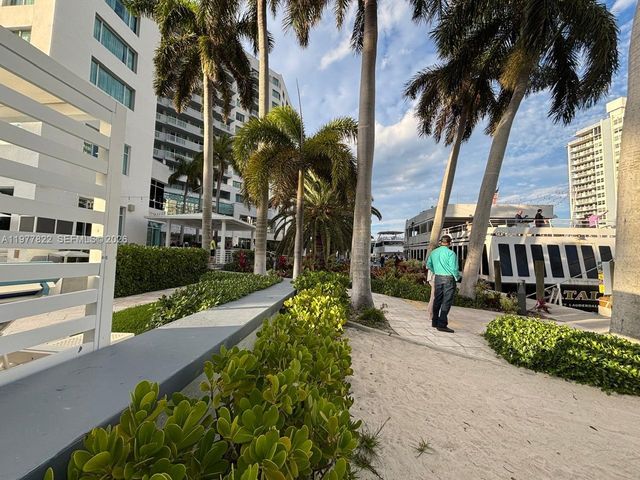 2670 E Sunrise Boulevard 302, Fort Lauderdale, FL 33304
