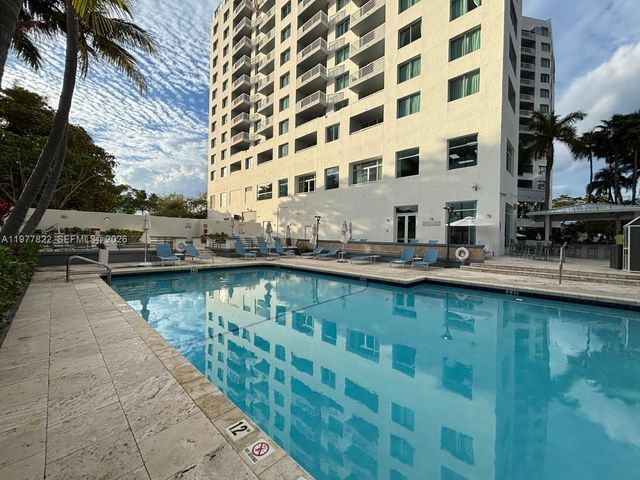 2670 E Sunrise Boulevard 302, Fort Lauderdale, FL 33304