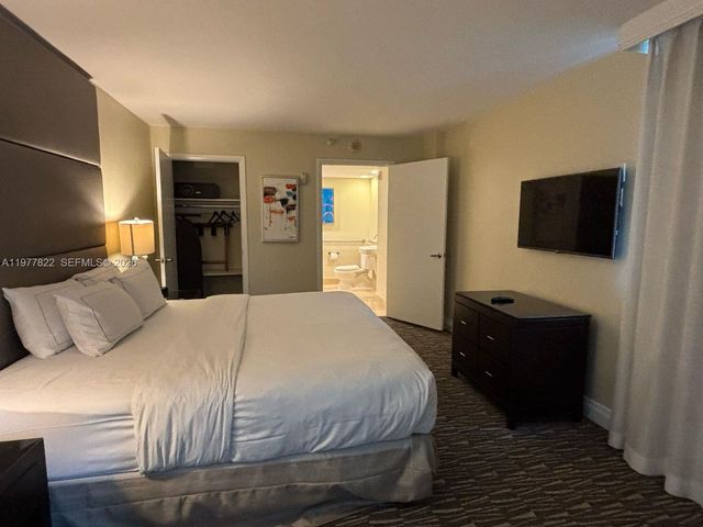 2670 E Sunrise Boulevard 302, Fort Lauderdale, FL 33304