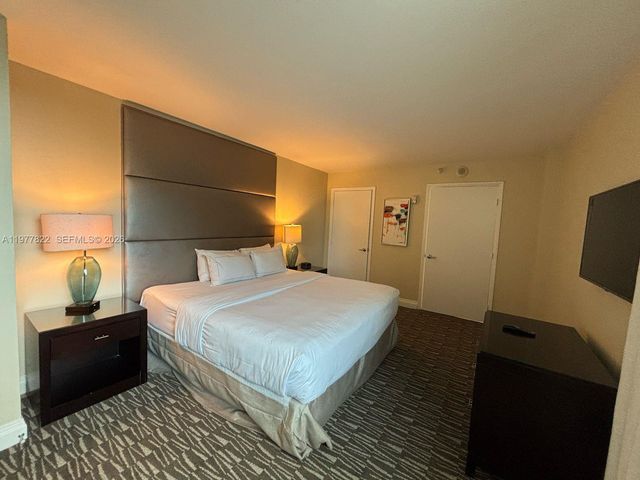 2670 E Sunrise Boulevard 302, Fort Lauderdale, FL 33304