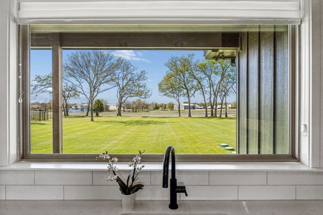 366 Private Road 7005, Edgewood, TX 75117