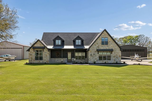 366 Private Road 7005, Edgewood, TX 75117