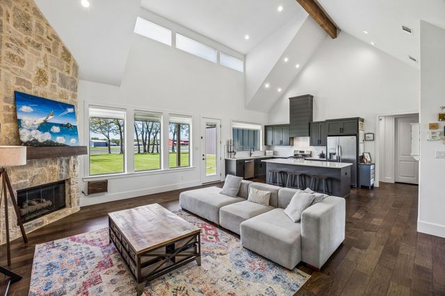 366 Private Road 7005, Edgewood, TX 75117