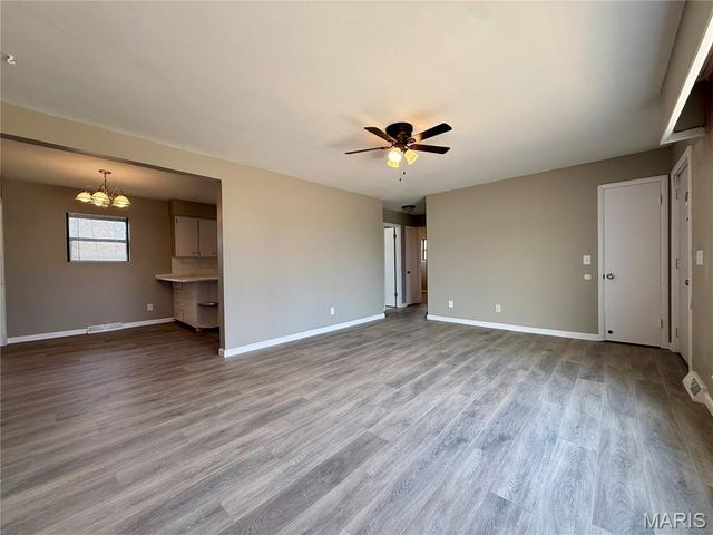 2525 W Avondale Street, Poplar Bluff, MO 63901