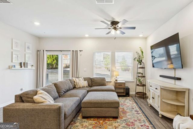 6208 Pipevine Lane, Smyrna, GA 30126