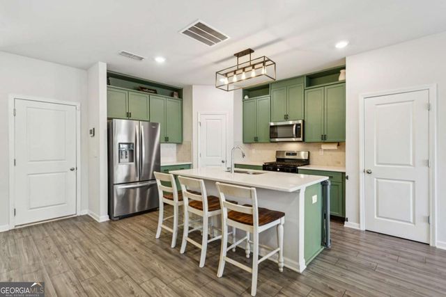 6208 Pipevine Lane, Smyrna, GA 30126