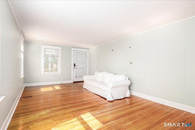 105 Grove Place, West Haven, CT 06516