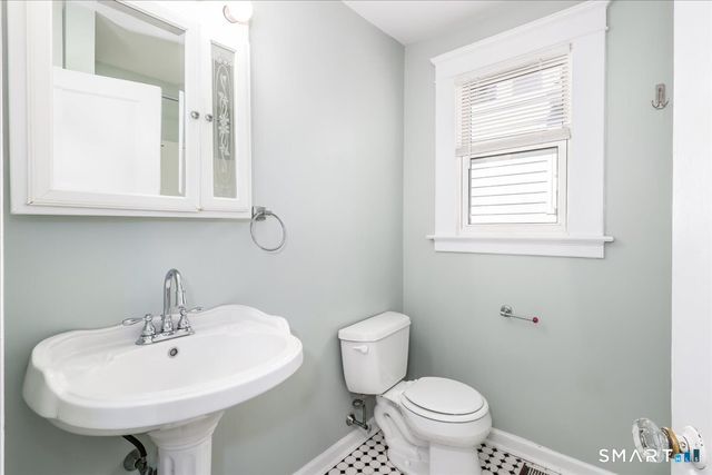 105 Grove Place, West Haven, CT 06516