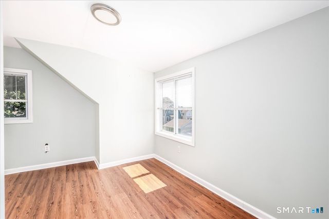 105 Grove Place, West Haven, CT 06516
