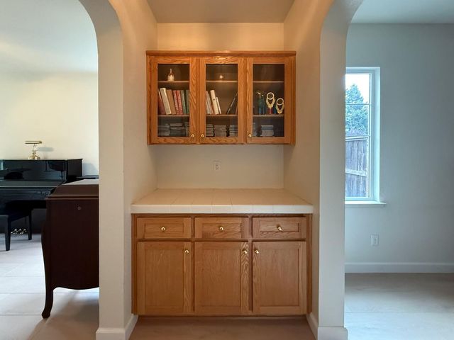 2008 Centennial Ct, Modesto, CA 95357