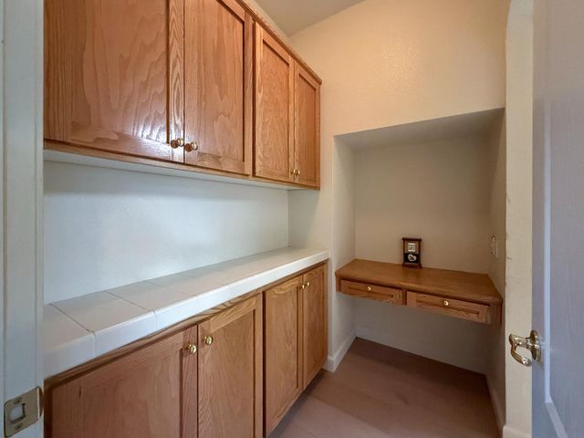 2008 Centennial Ct, Modesto, CA 95357