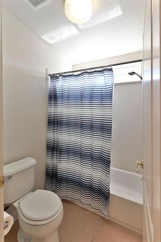 2008 Centennial Ct, Modesto, CA 95357