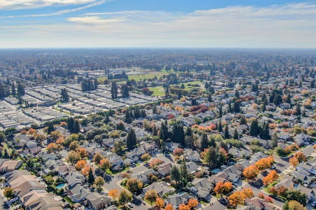 2008 Centennial Ct, Modesto, CA 95357