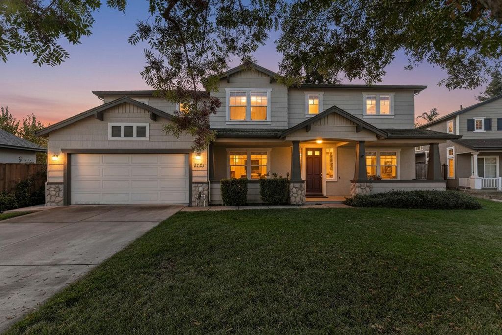 2008 Centennial Ct, Modesto, CA 95357