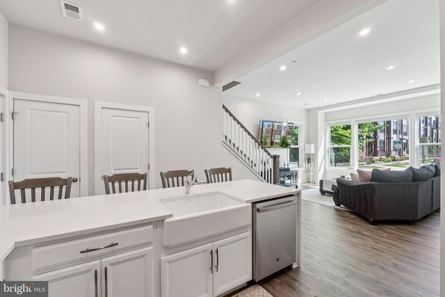 16324 CONNORS WAY #11, Rockville, MD 20855