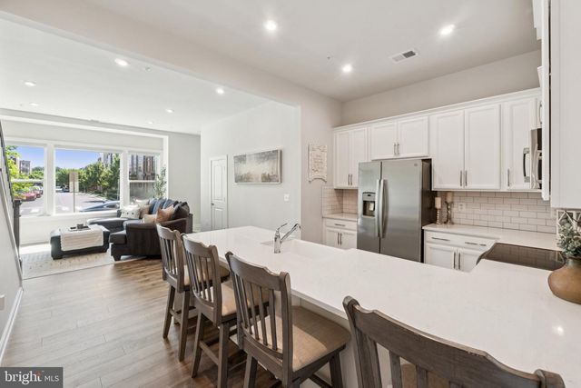 16324 CONNORS WAY #11, Rockville, MD 20855