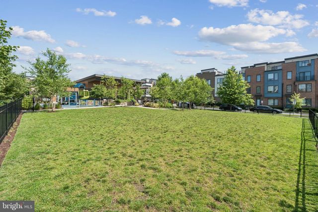 16324 CONNORS WAY #11, Rockville, MD 20855