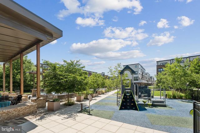 16324 CONNORS WAY #11, Rockville, MD 20855