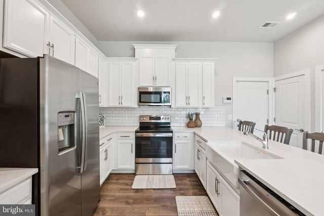 16324 CONNORS WAY #11, Rockville, MD 20855