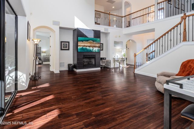 2512 TUSCAN OAKS Lane, Jacksonville, FL 32223