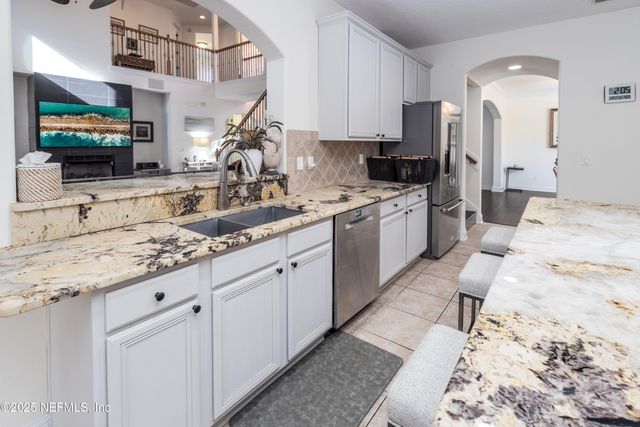 2512 TUSCAN OAKS Lane, Jacksonville, FL 32223