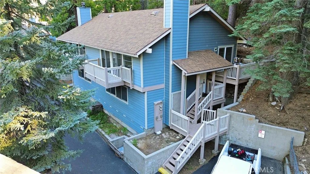 313 Canyon Crest, Lake Arrowhead, CA 92352