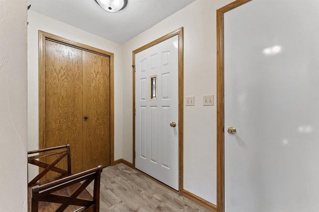 2364 CEDAR RIDGE COURT, Green Bay, WI 54313