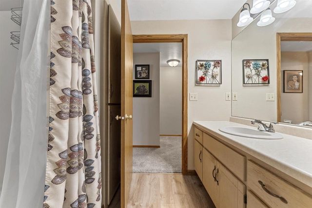 2364 CEDAR RIDGE COURT, Green Bay, WI 54313