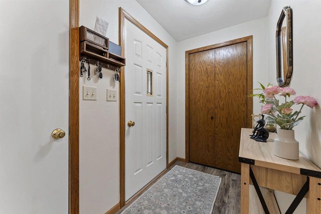 2364 CEDAR RIDGE COURT, Green Bay, WI 54313