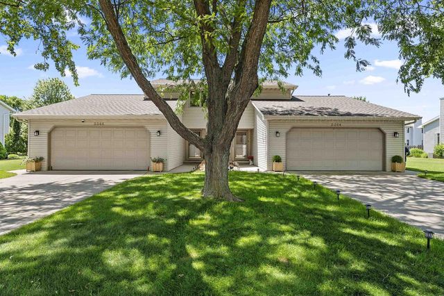 2364 CEDAR RIDGE COURT, Green Bay, WI 54313