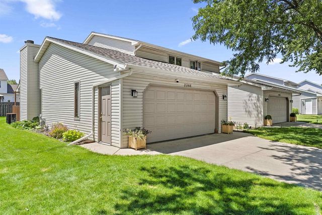 2364 CEDAR RIDGE COURT, Green Bay, WI 54313
