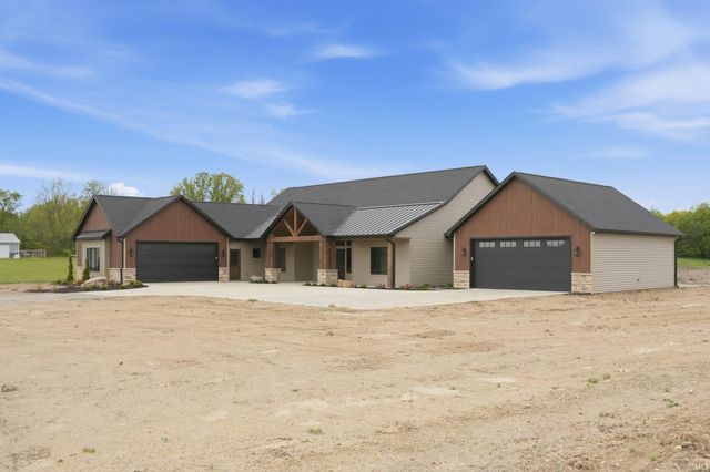 6552 County Road 27, Auburn, IN 46725