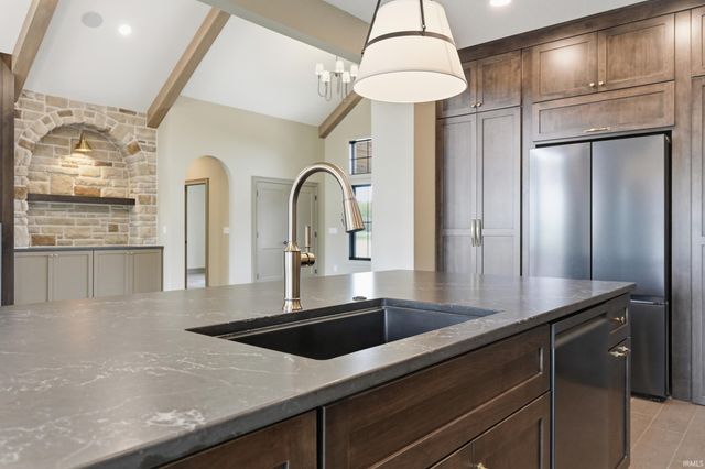 6552 County Road 27, Auburn, IN 46725