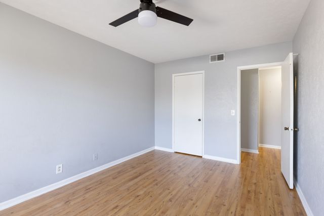 810 Bellevue Rd Apt 207, Nashville, TN 37221