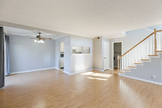 810 Bellevue Rd Apt 207, Nashville, TN 37221