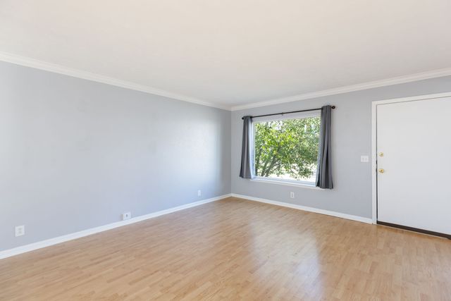 810 Bellevue Rd Apt 207, Nashville, TN 37221