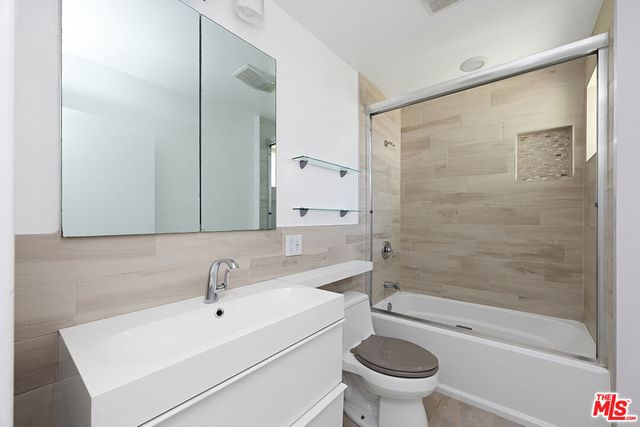 1507 Glyndon Avenue, Venice, CA 90291