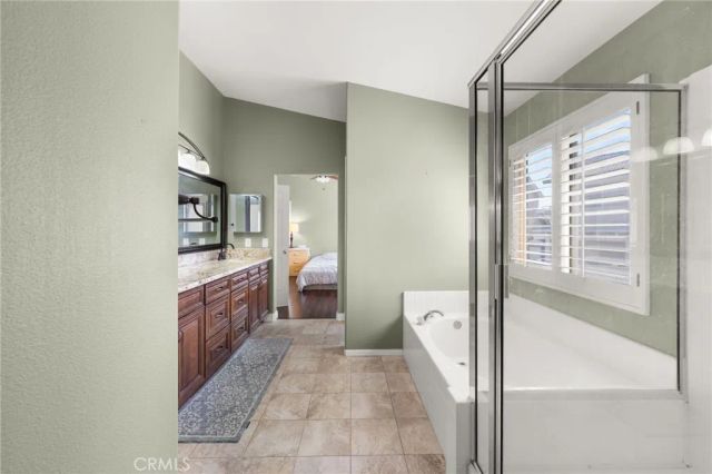 909 Heron Drive, Corona, CA 92879