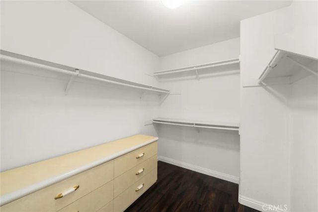 909 Heron Drive, Corona, CA 92879