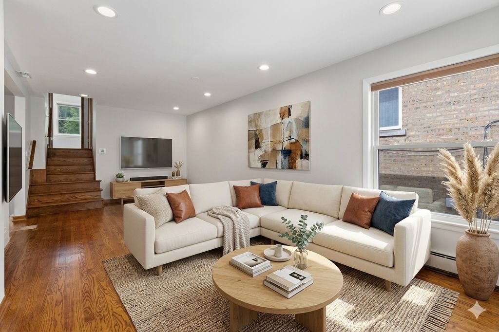 5768 N Lacey Avenue, Chicago, IL 60646 — photo 3