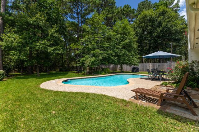 28851 Forest Hill Drive, Magnolia, TX 77355