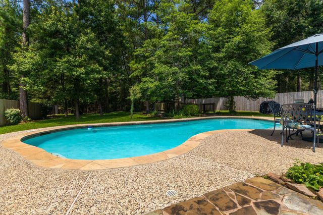 28851 Forest Hill Drive, Magnolia, TX 77355