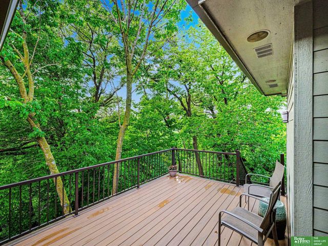 10238 N 29th Court, Omaha, NE 68122