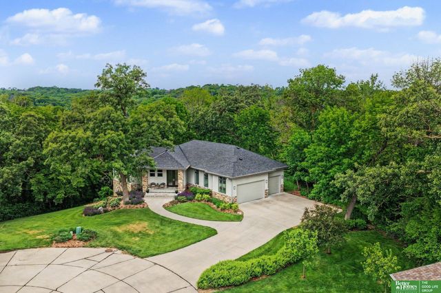 10238 N 29th Court, Omaha, NE 68122