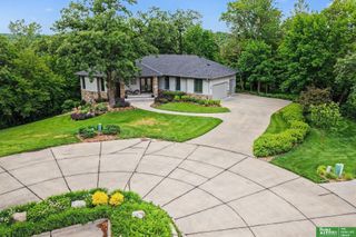 10238 N 29th Court, Omaha, NE 68122