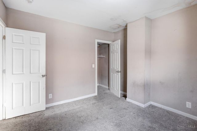 1620 De Armand Avenue, North College Hill, OH 45239